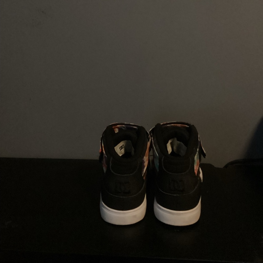 DC Black and White High-Top Sneakers - Picture 4 of 5